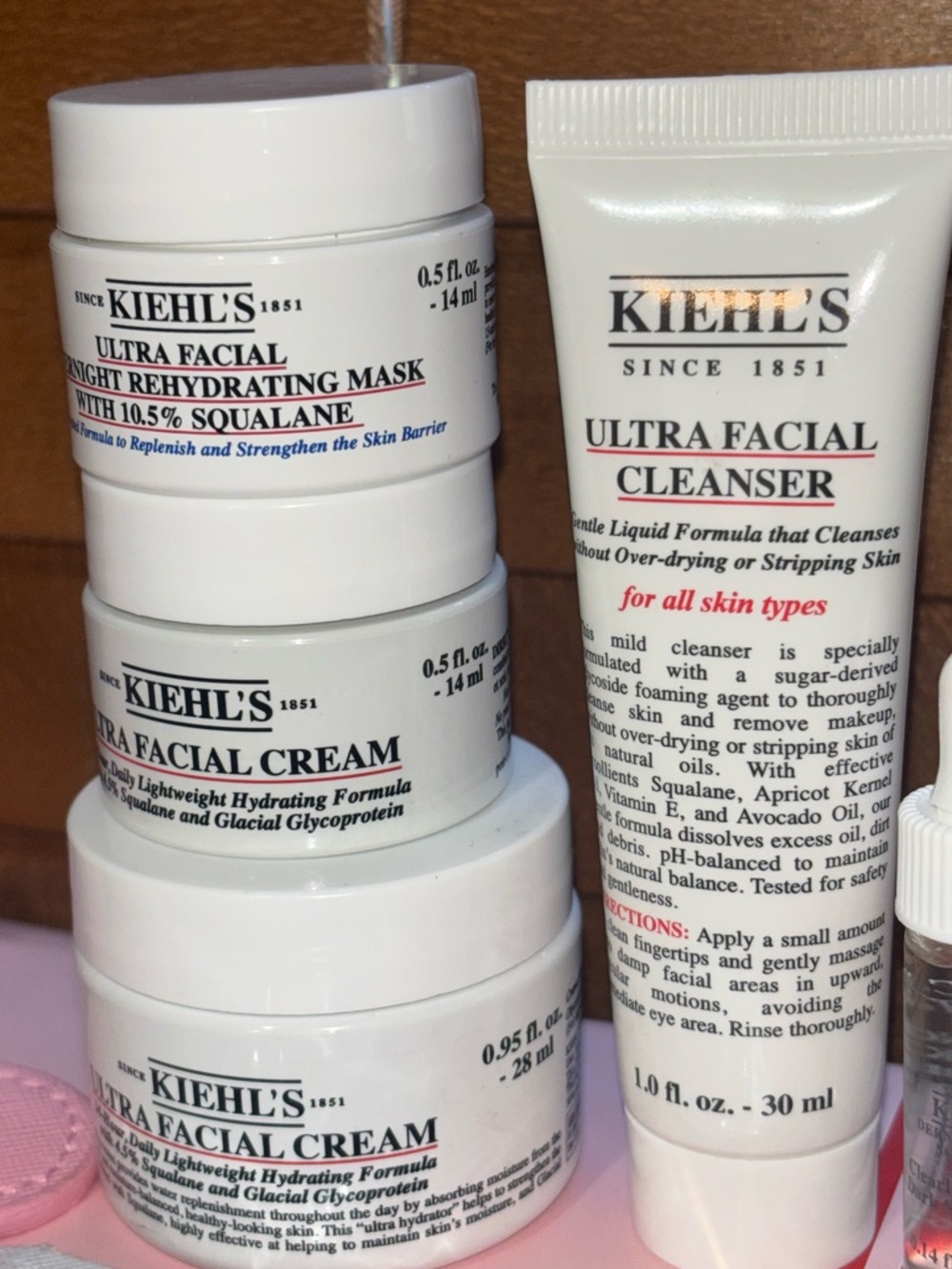 Kiehl's 6 Piece Skincare Bundle - Picture 2 of 4